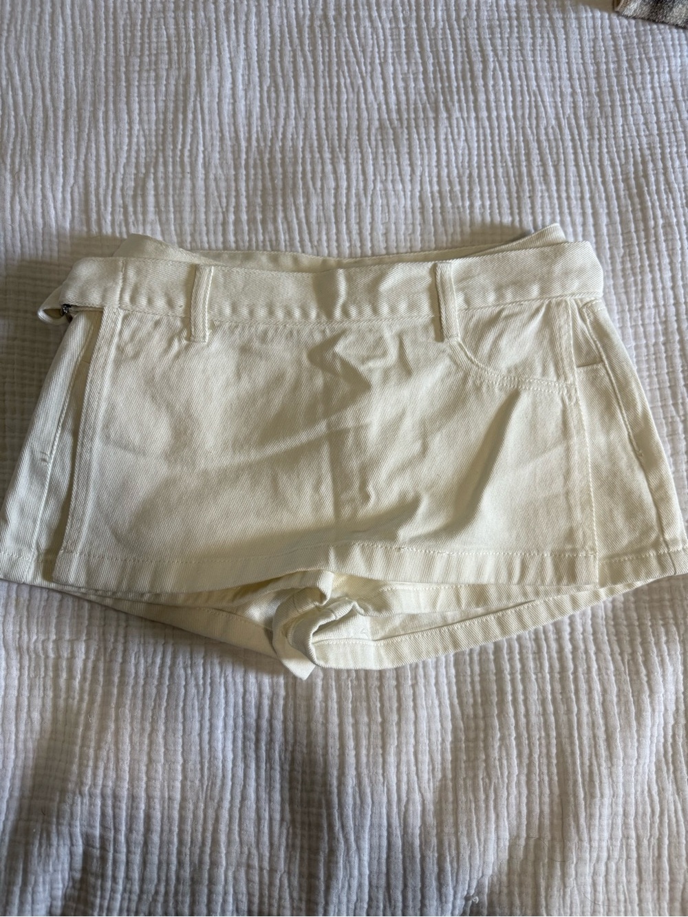 BRAND NEW Musera SHEIN Cream Denim Short Skort